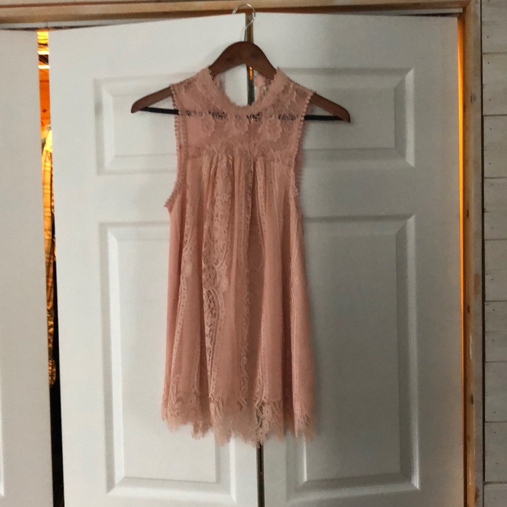 EUC Blush Tank Top Alter’d State